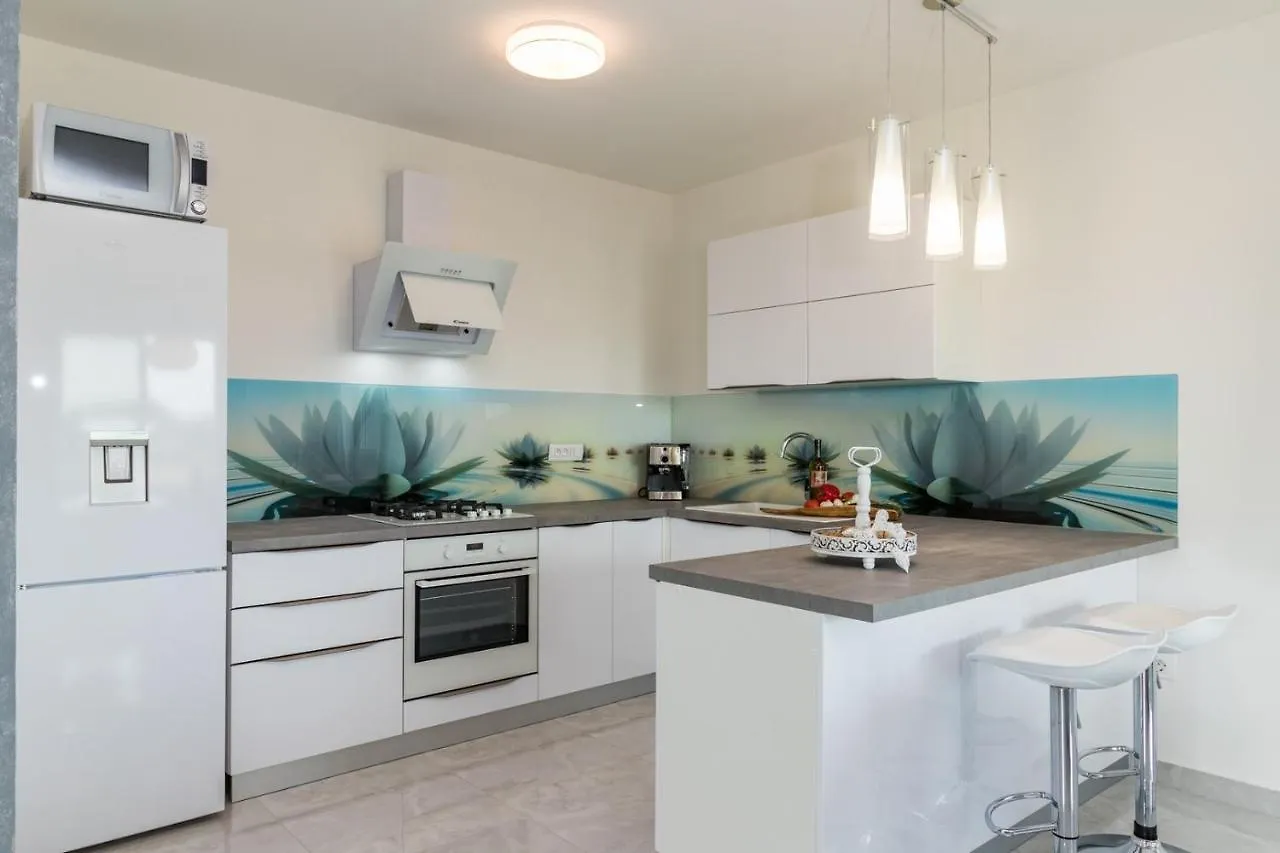 Casa de Férias Family Holiday House With Private Pool And Playground Barban Croácia